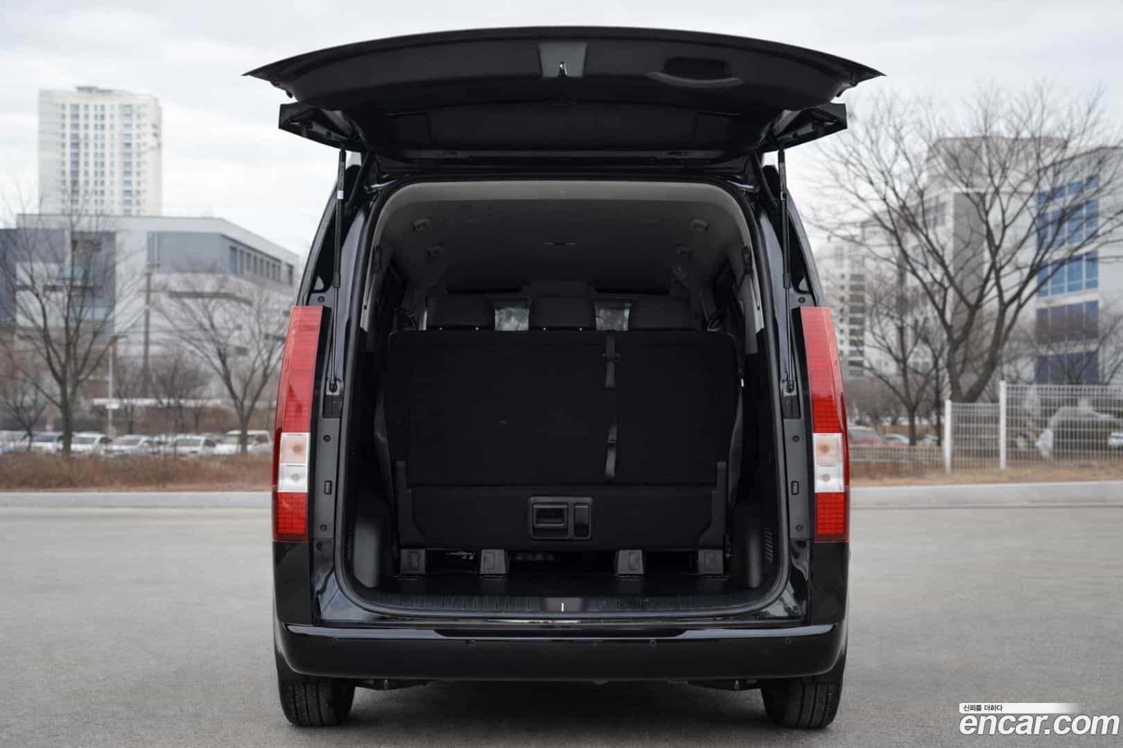 Staria Hyundai 2023.2-INNER-007