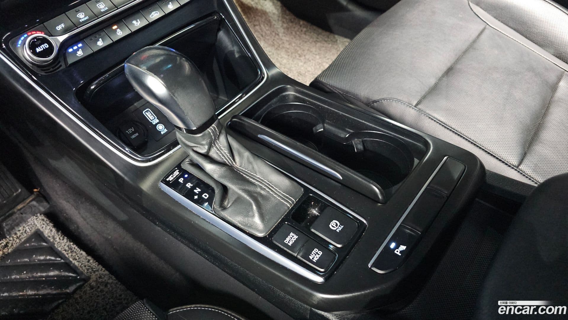 Main__Slider__Photo:Grandeur Hyundai 2017.7-8