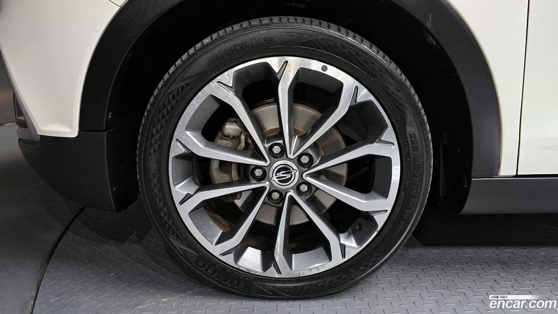 TIBOLI KG_Mobility_Ssangyong 2016.4-OUTER-005