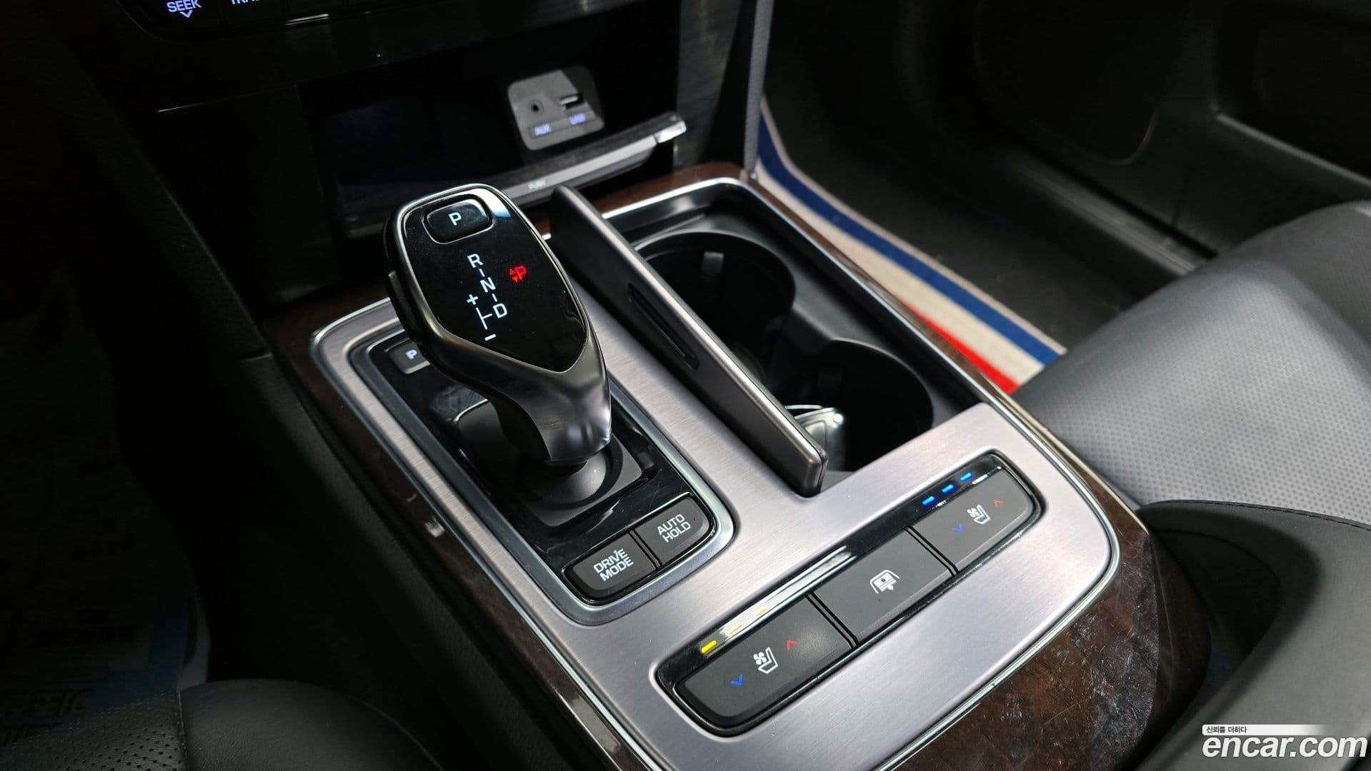 Main__Slider__Photo:Equus Hyundai 2013.7-8