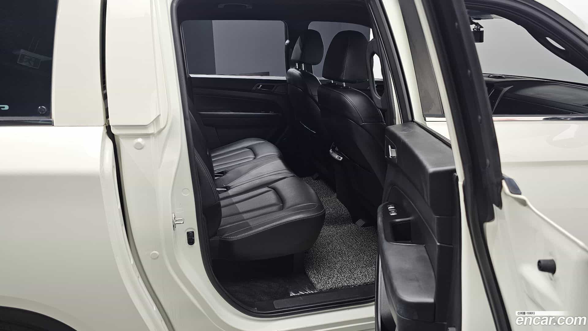 Rexton KG_Mobility_Ssangyong 2022.8-OPTION-016