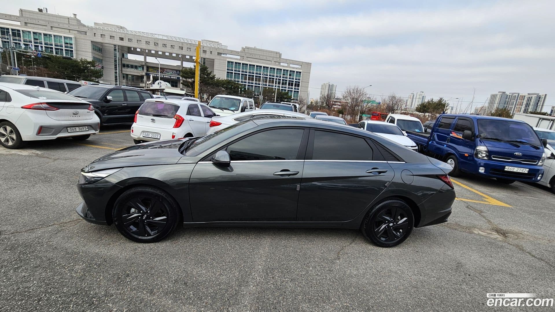 Main__Slider__Photo:AVANTE Hyundai 2020.11-2