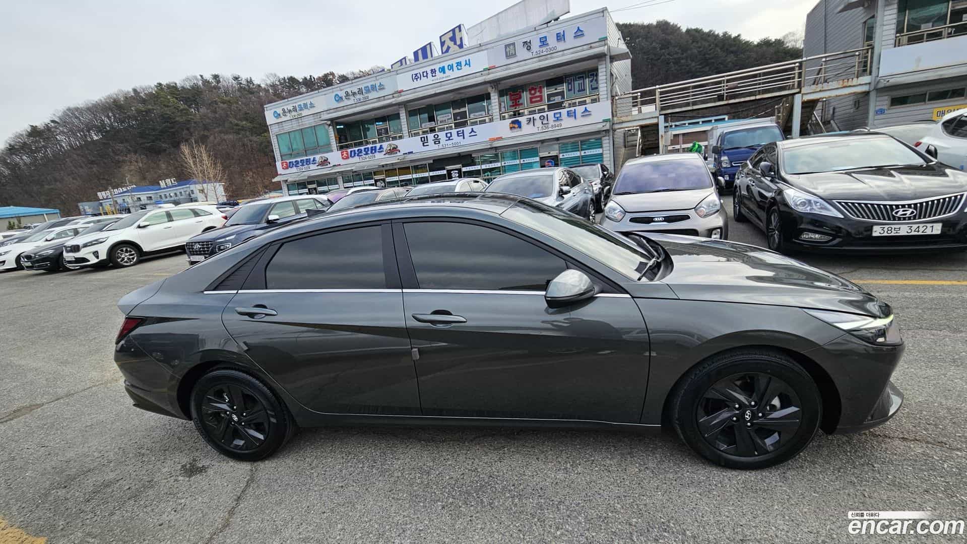 AVANTE Hyundai 2020.11-INNER-007