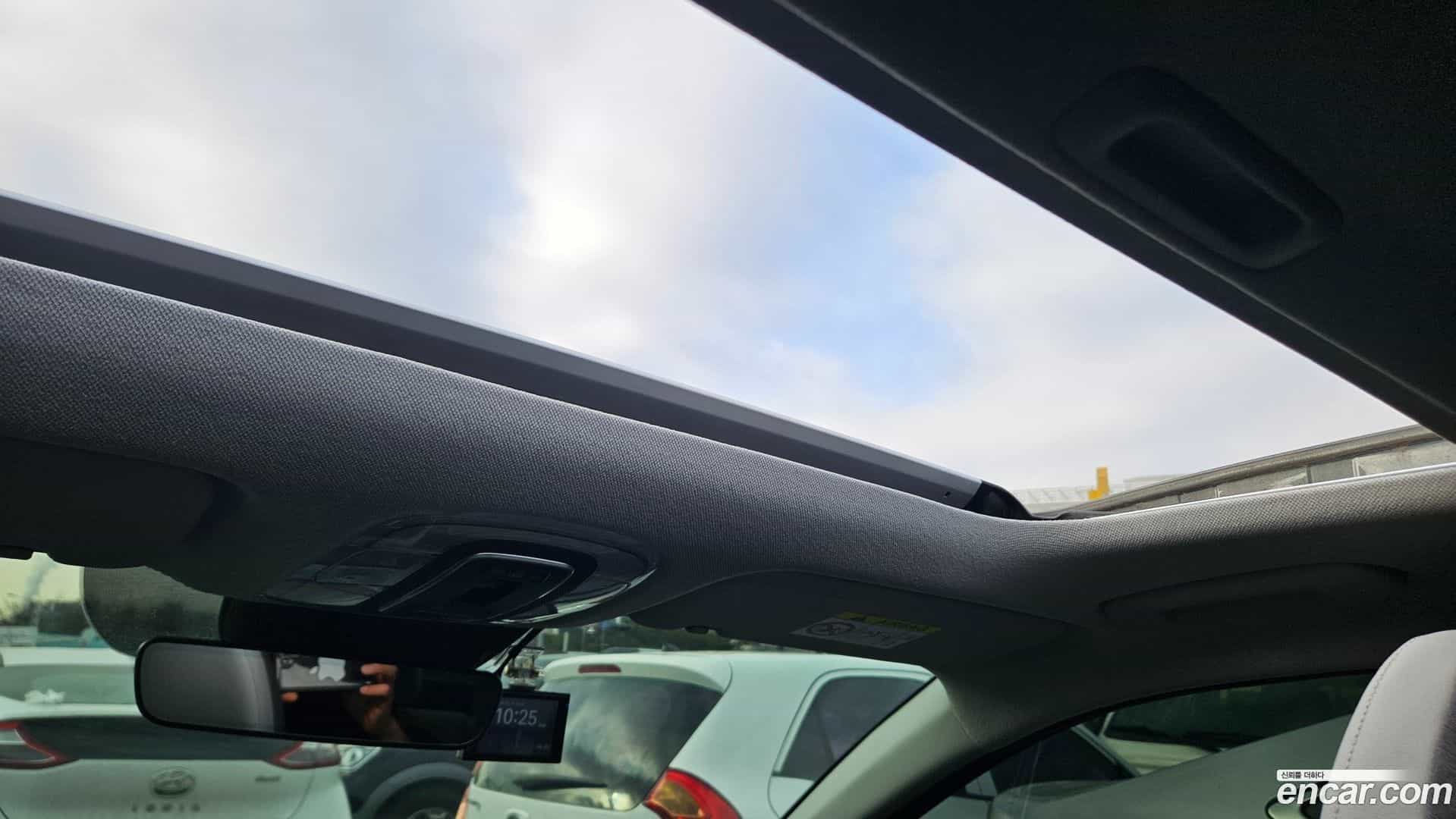 AVANTE Hyundai 2020.11-OPTION-017