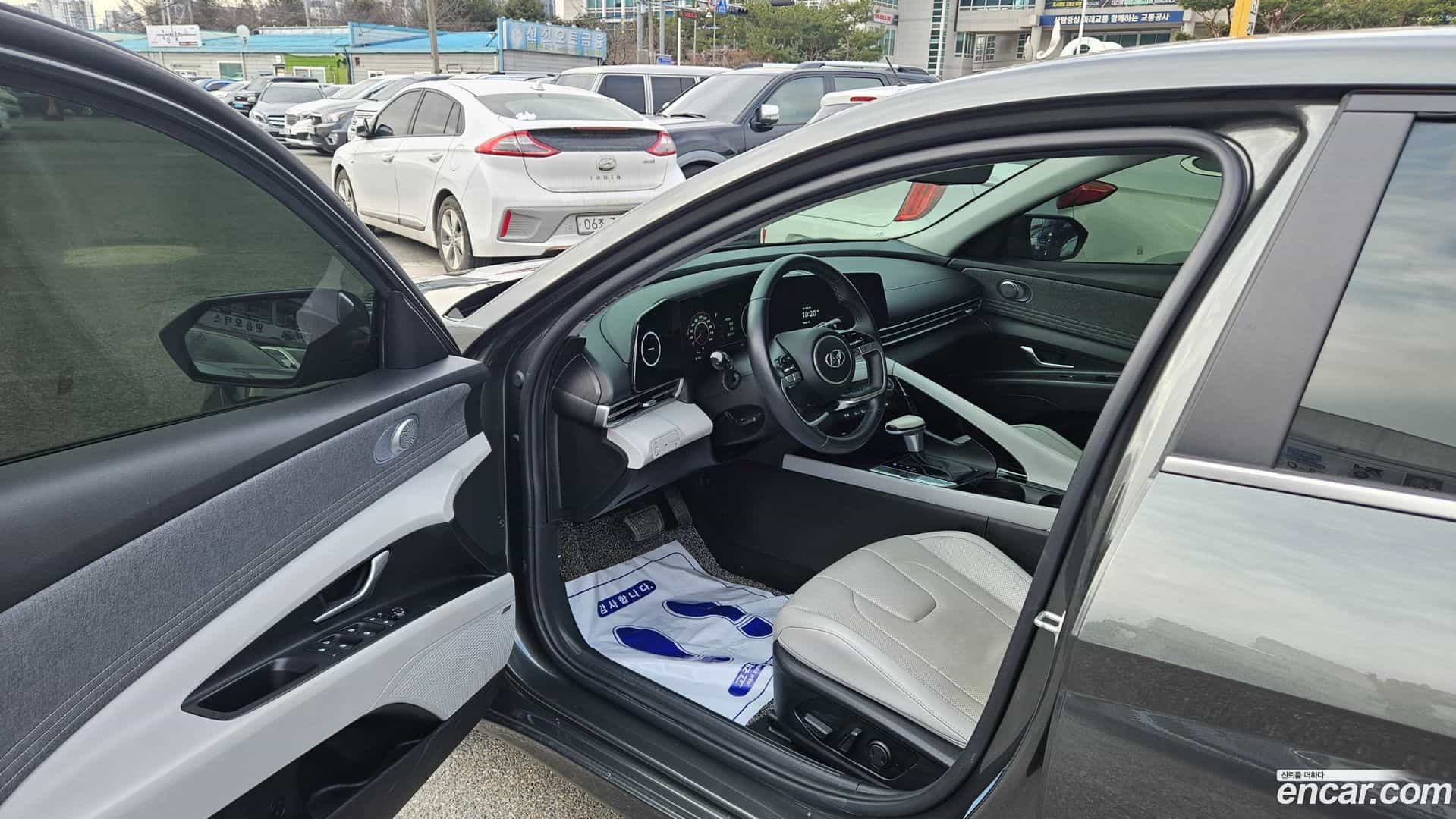 AVANTE Hyundai 2020.11-OPTION-021