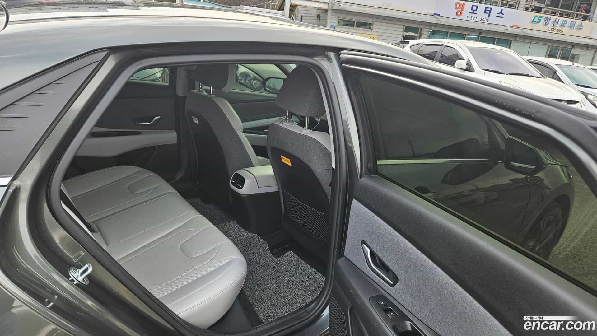 AVANTE Hyundai 2020.11-OPTION-024