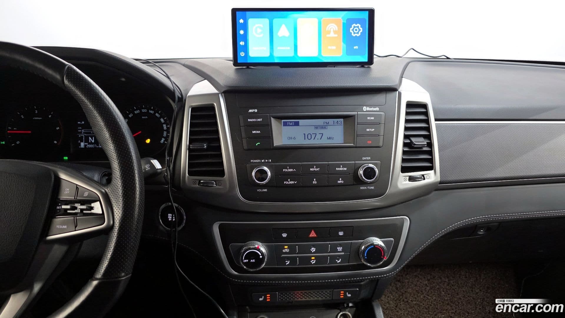 Main__Slider__Photo:Rexton KG_Mobility_Ssangyong 2018.9-13