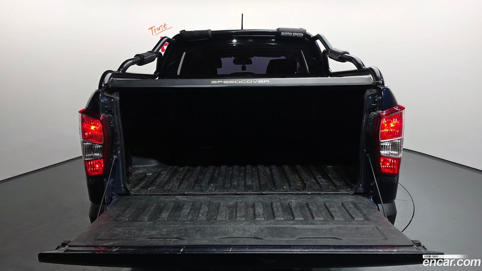 Main__Slider__Photo:Rexton KG_Mobility_Ssangyong 2018.9-18