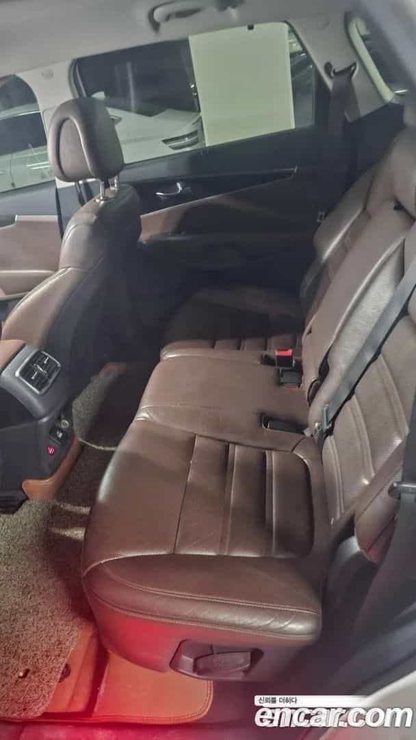 Sorento Kia 2015.4-INNER-010