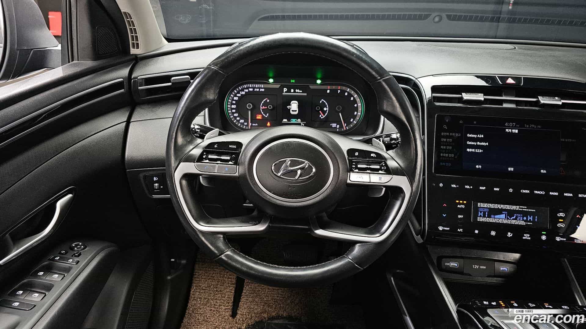 Tucson Hyundai 2023.10-OPTION-017
