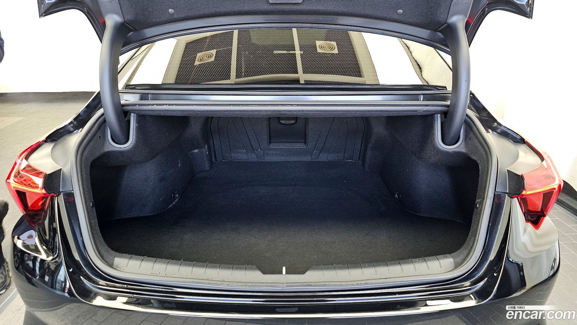 Main__Slider__Photo:K8 Kia 2022.0-19