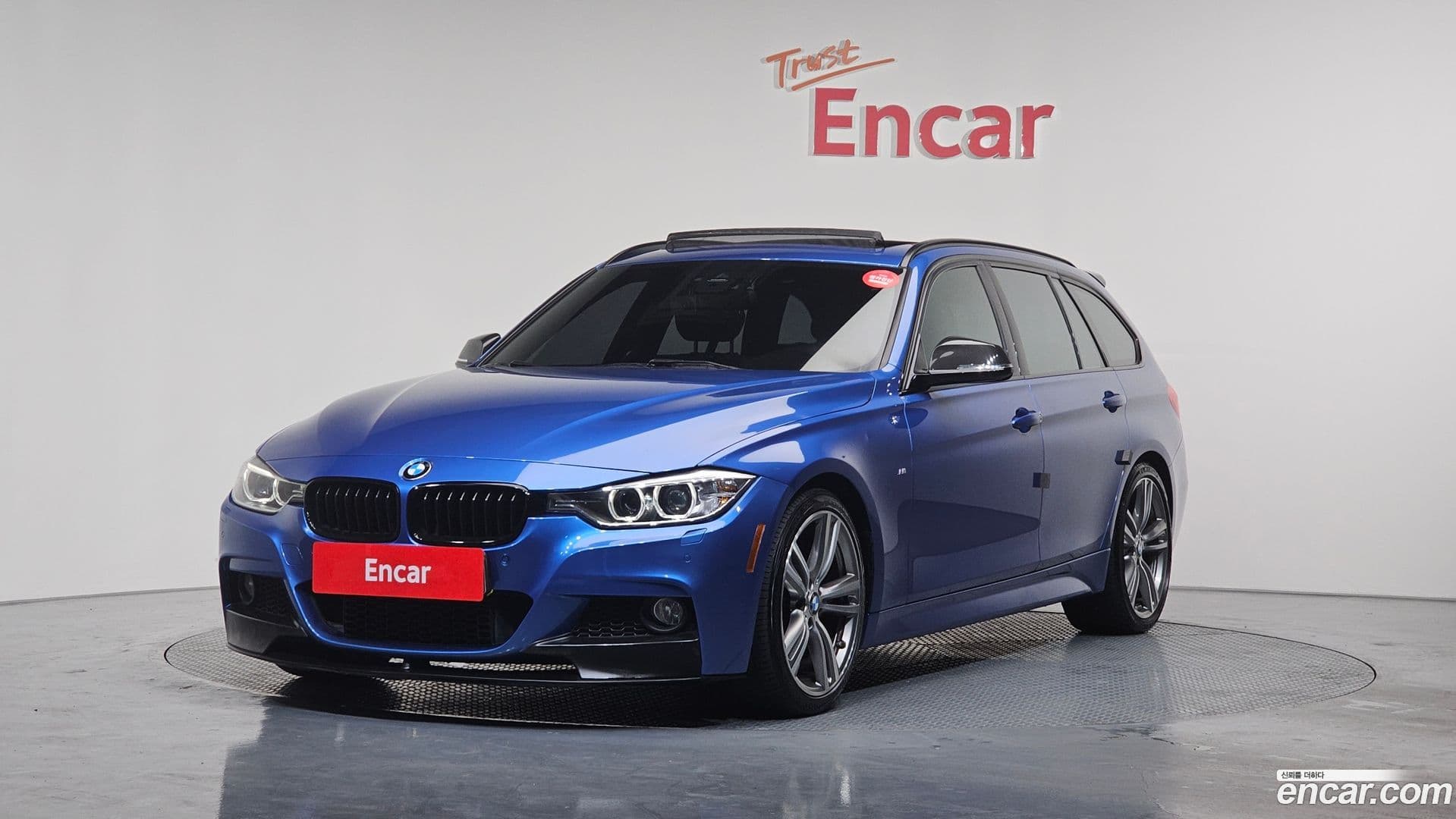 Main__Slider__Photo:3-Series BMW 2015.6-0