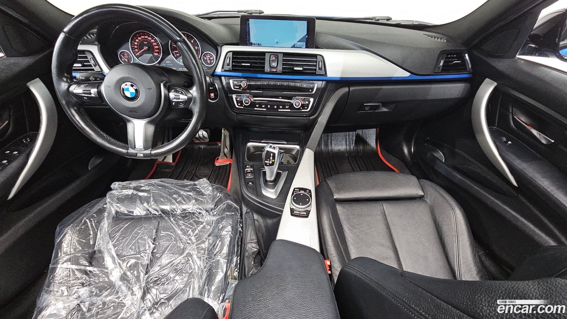 Main__Slider__Photo:3-Series BMW 2015.6-6