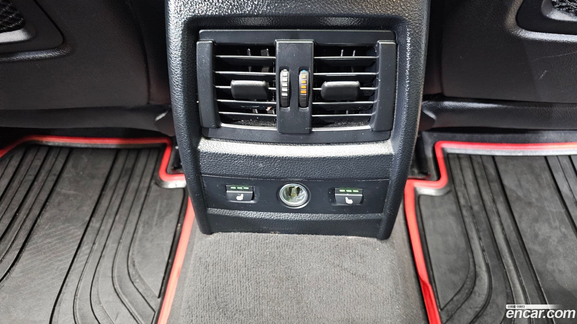 Main__Slider__Photo:3-Series BMW 2015.6-17