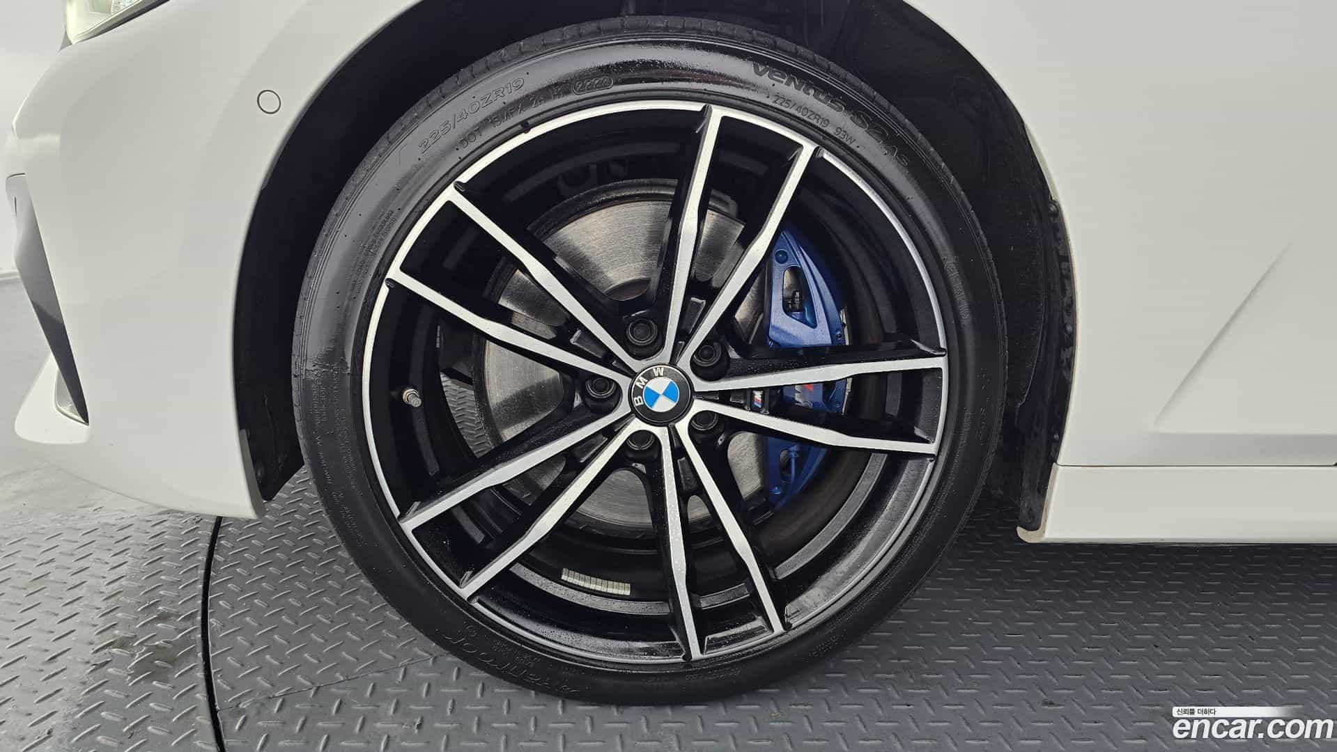 3-Series BMW 2019.10-OUTER-005