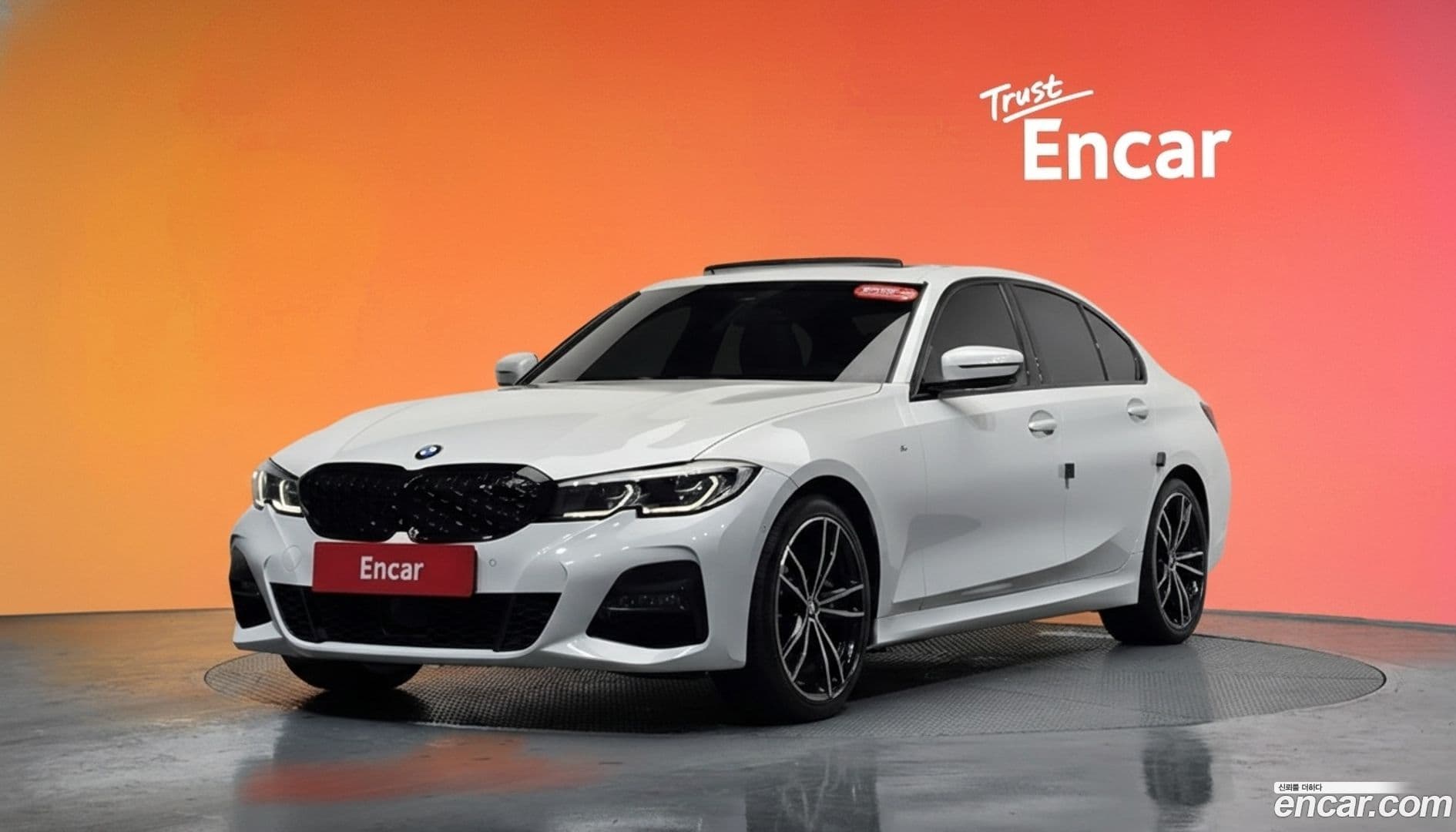 Main__Slider__Photo:3-Series BMW 2019.10-0