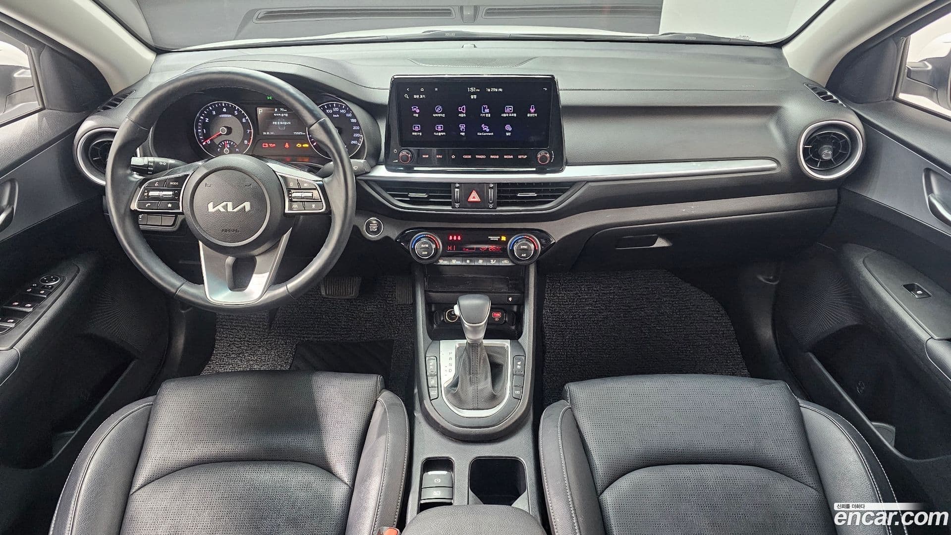 Main__Slider__Photo:K3 Kia 2022.1-6