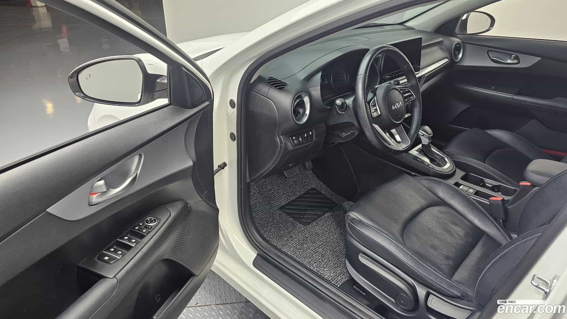 K3 Kia 2022.1-OPTION-015