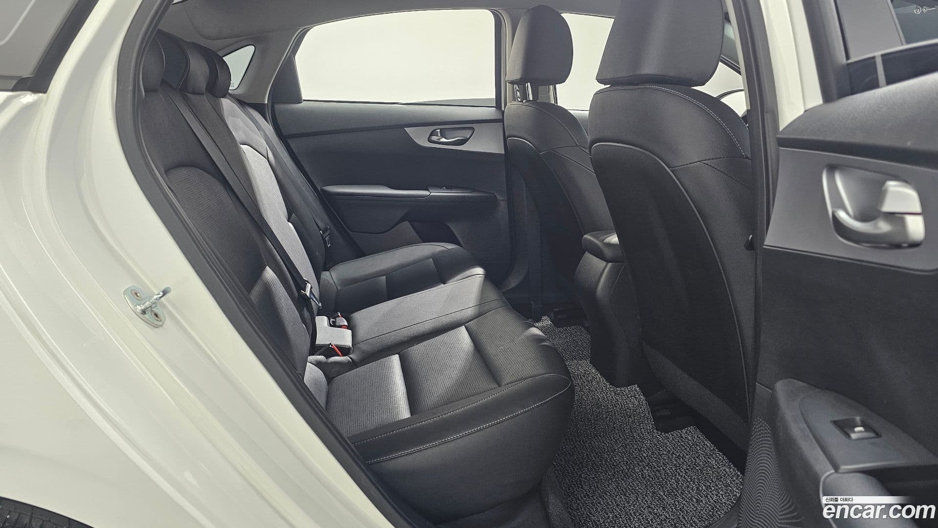 Main__Slider__Photo:K3 Kia 2022.1-11