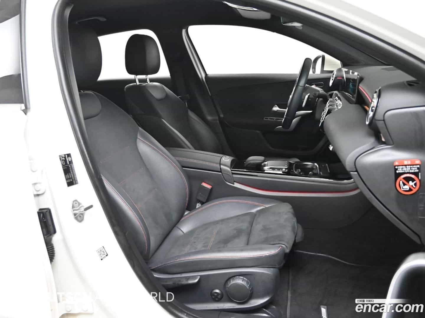 A-Class Mercedes-Benz 2021.7-INNER-010