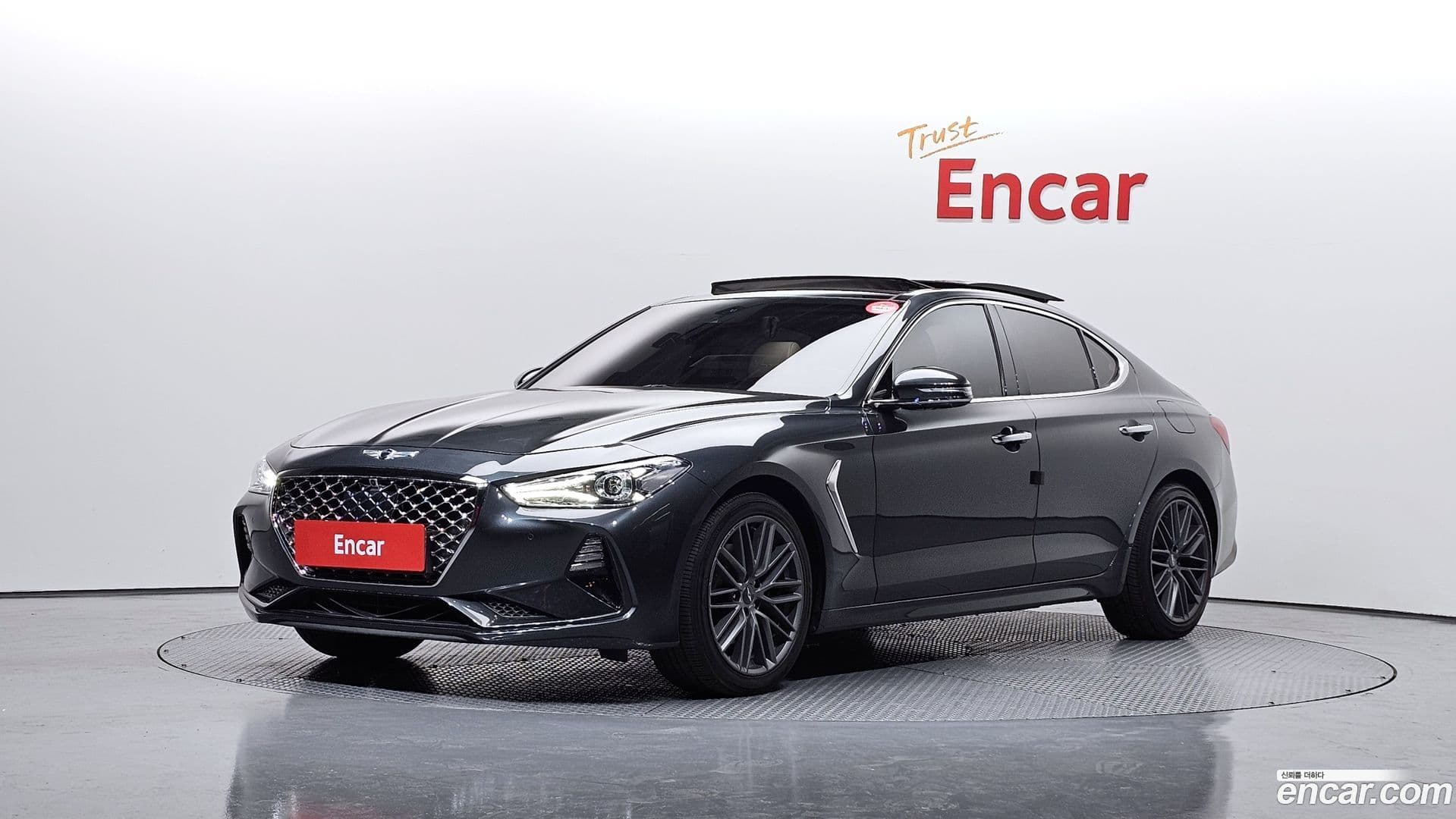 Main__Slider__Photo:G70 Genesis 2017.9-0