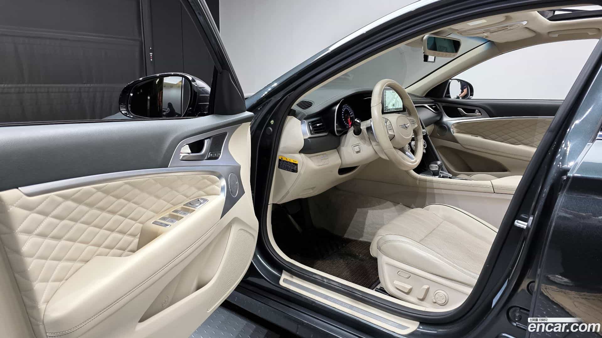 G70 Genesis 2017.9-OPTION-015