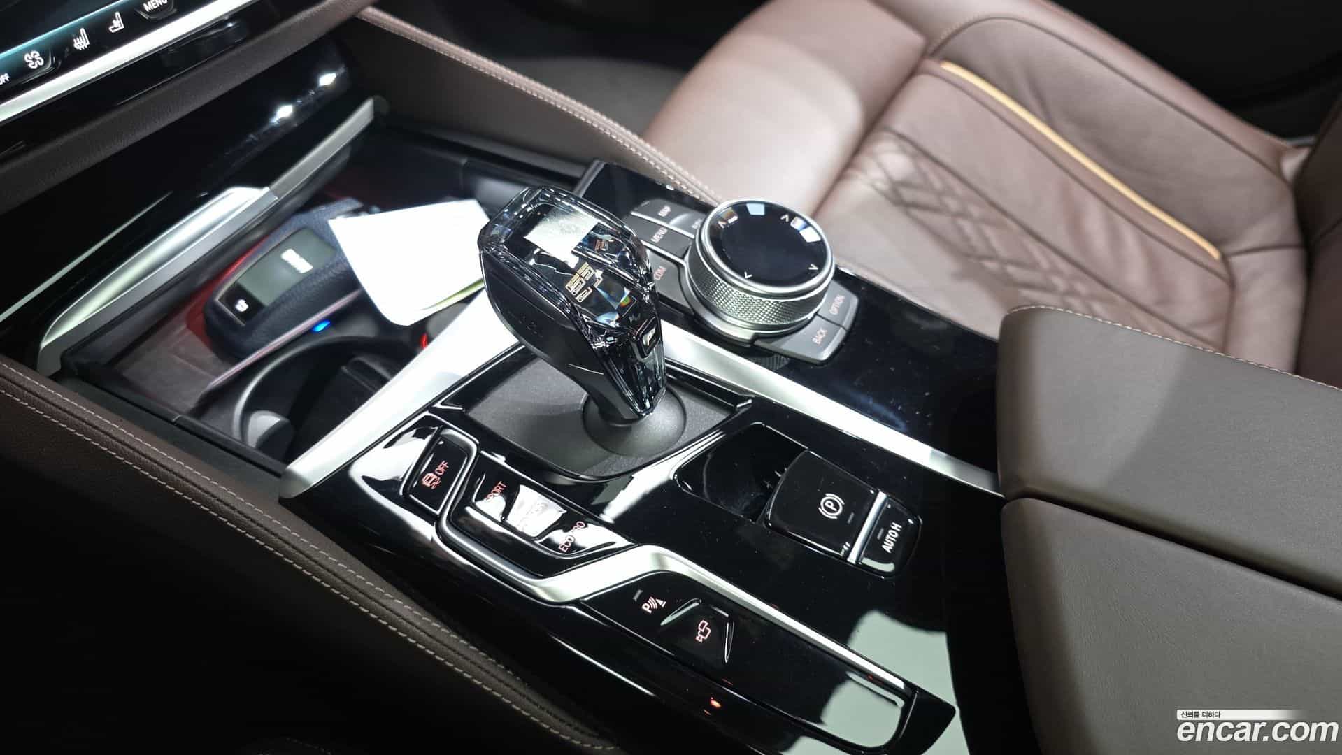 5-Series BMW 2023.1-INNER-009