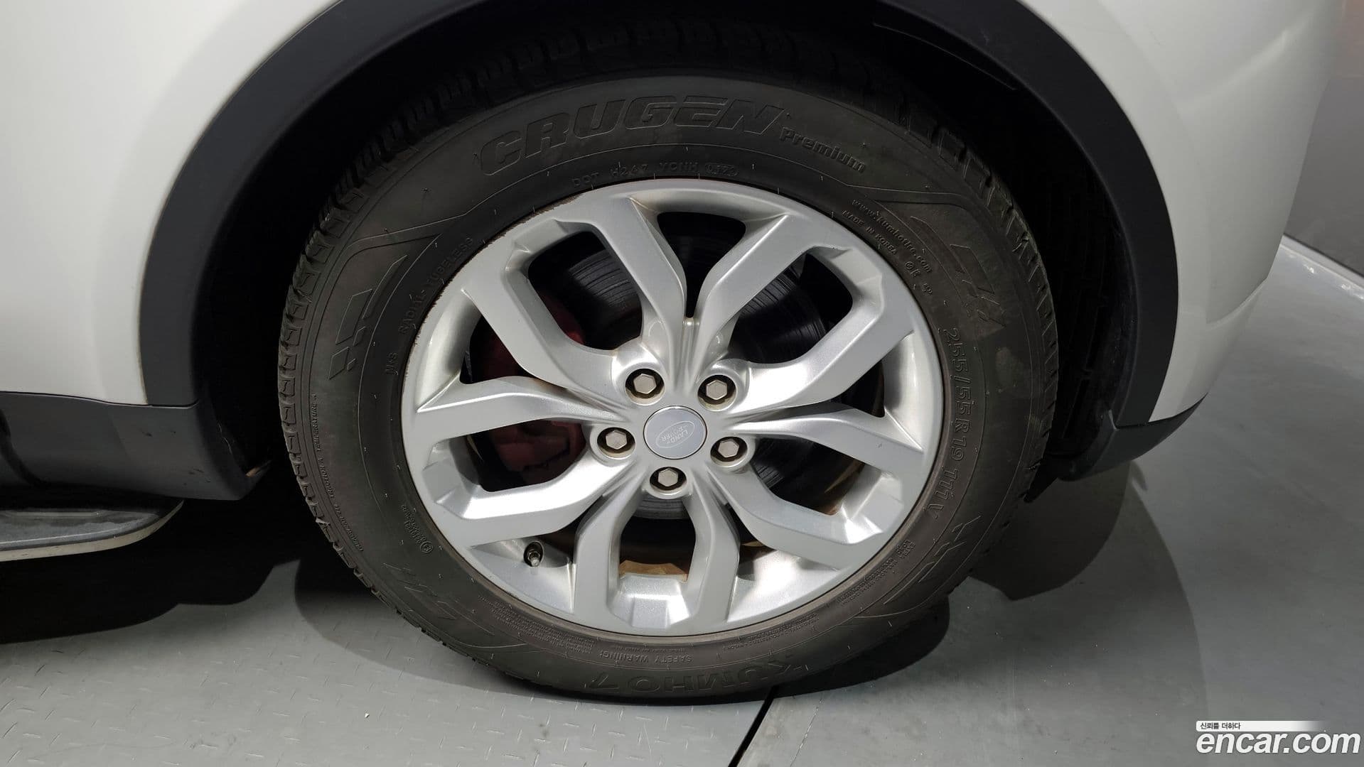 Main__Slider__Photo:Discovery Land Rover 2018.7-4