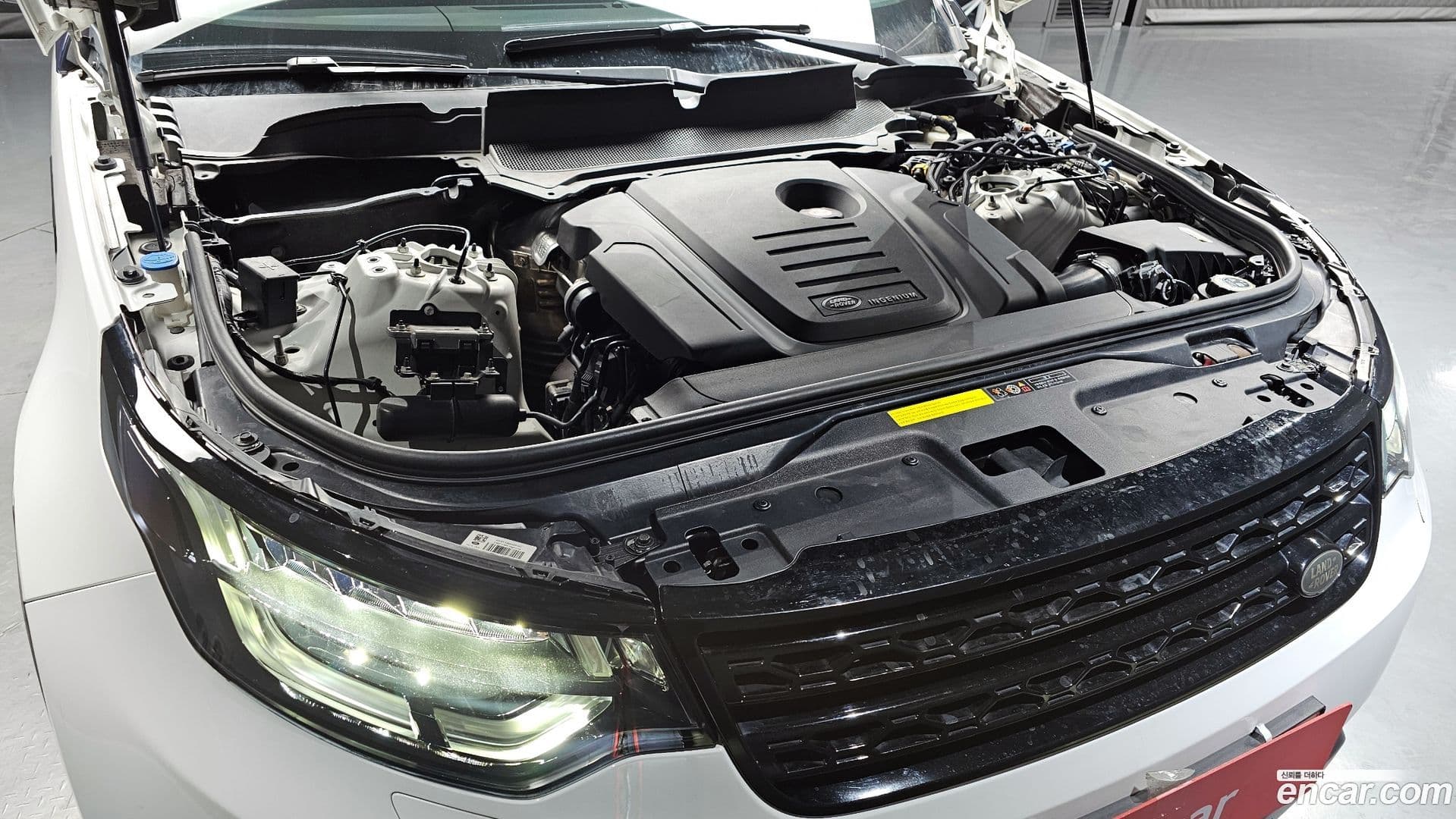 Main__Slider__Photo:Discovery Land Rover 2018.7-5