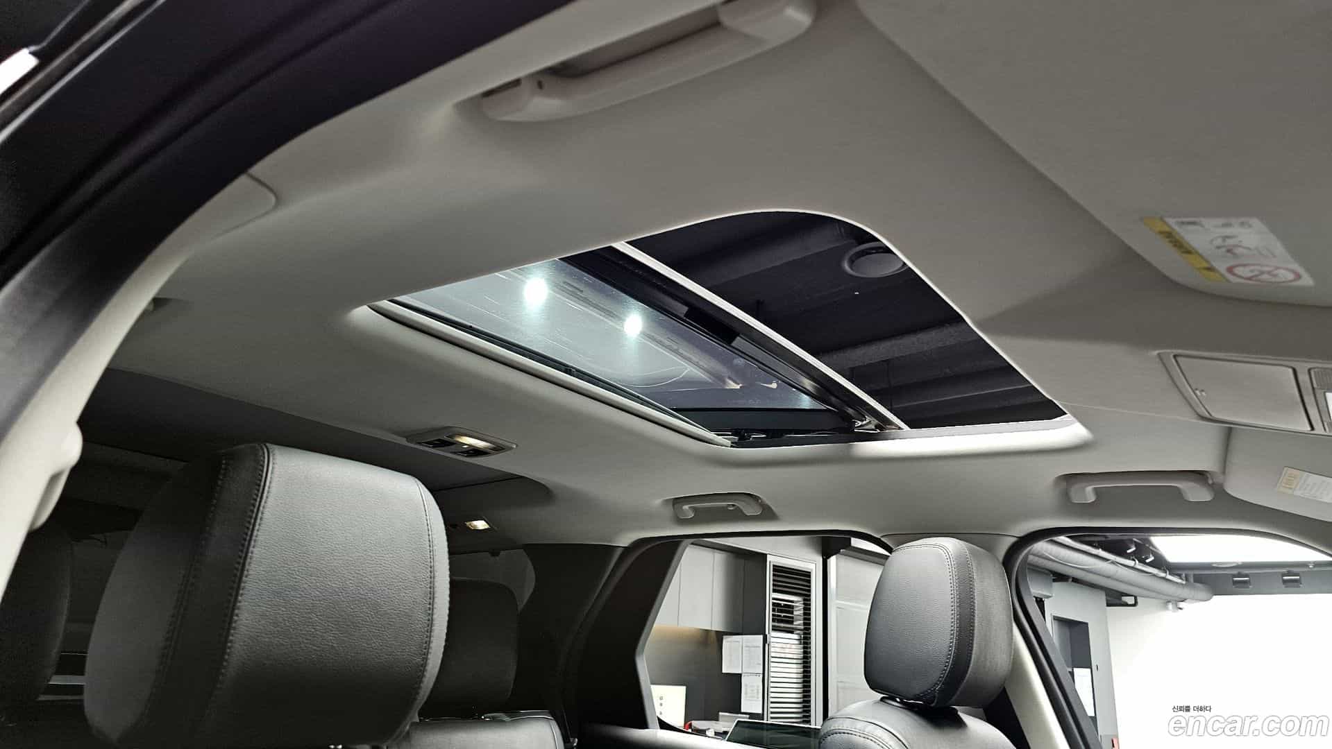 Discovery Land Rover 2018.7-OPTION-023