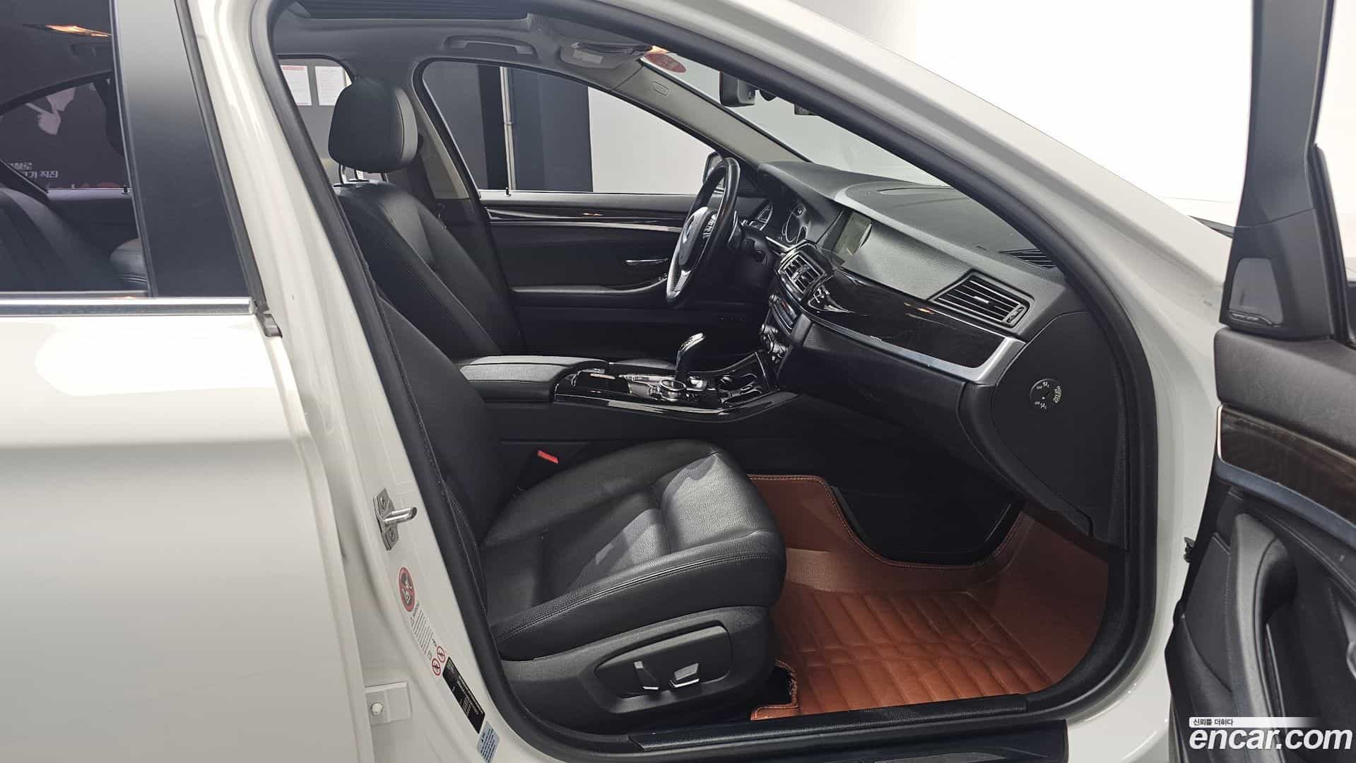 5-Series BMW 2014.9-OPTION-015