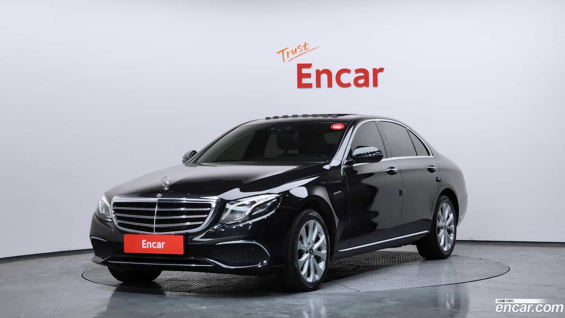 E-Class Mercedes-Benz 2017.6-OUTER-001