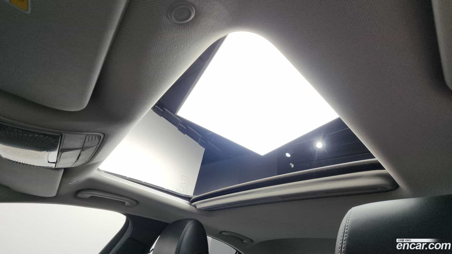 E-Class Mercedes-Benz 2017.6-OPTION-022