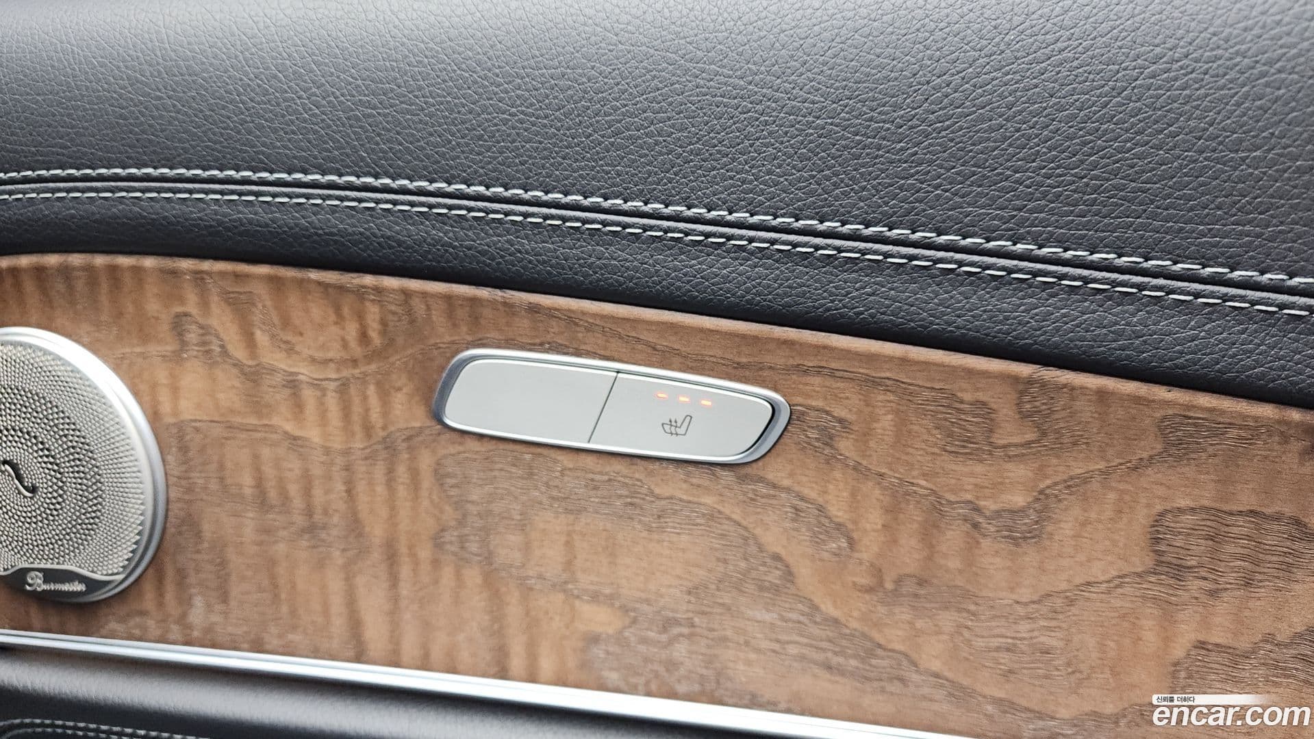 Main__Slider__Photo:E-Class Mercedes-Benz 2017.6-18