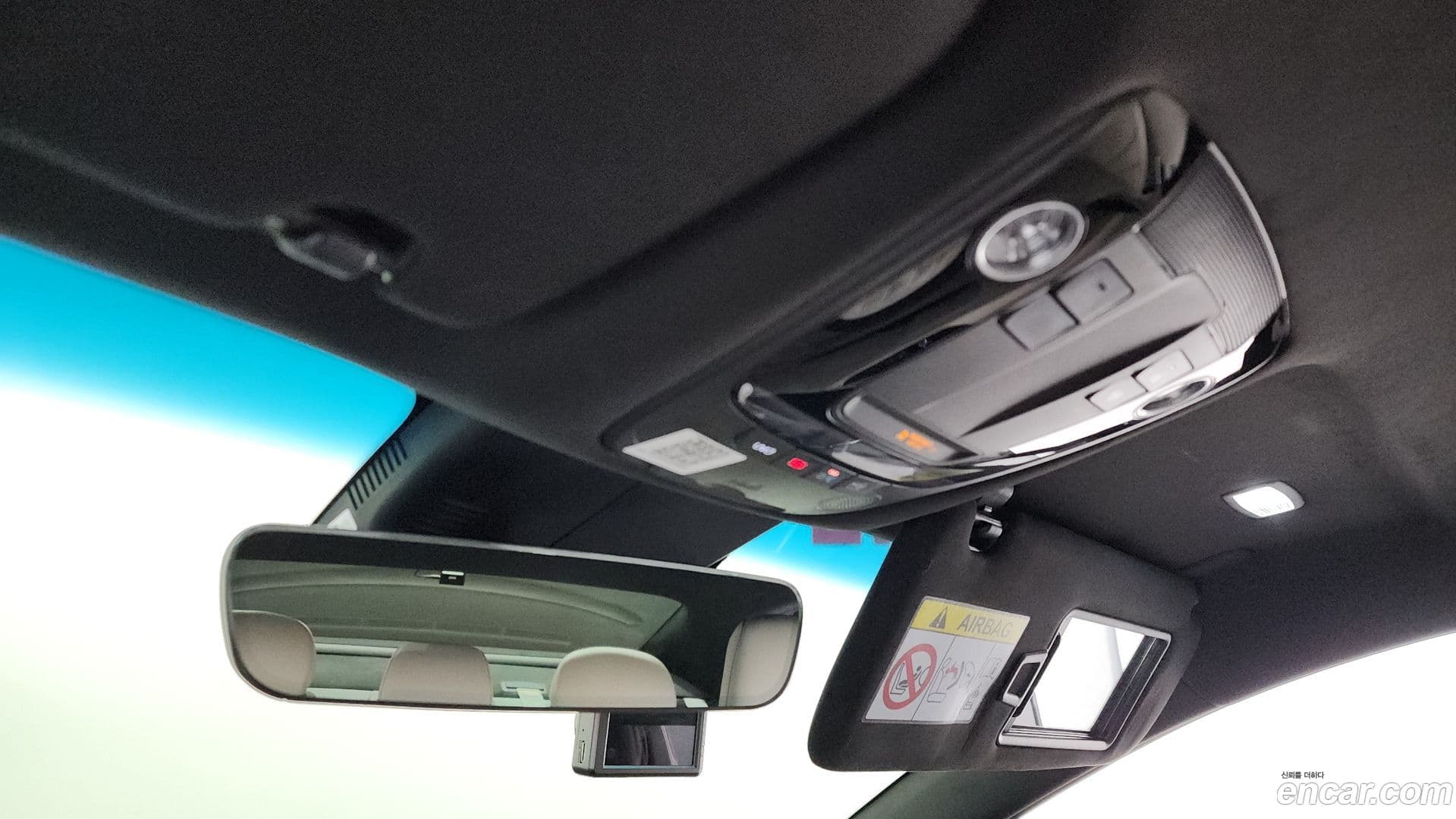 Main__Slider__Photo:K8 Kia 2021.10-17