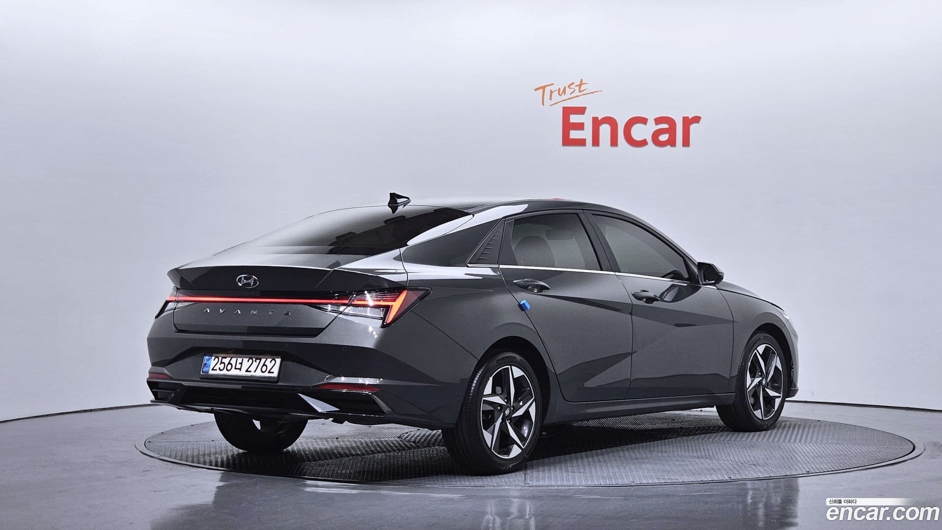 Main__Slider__Photo:AVANTE Hyundai 2021.4-1