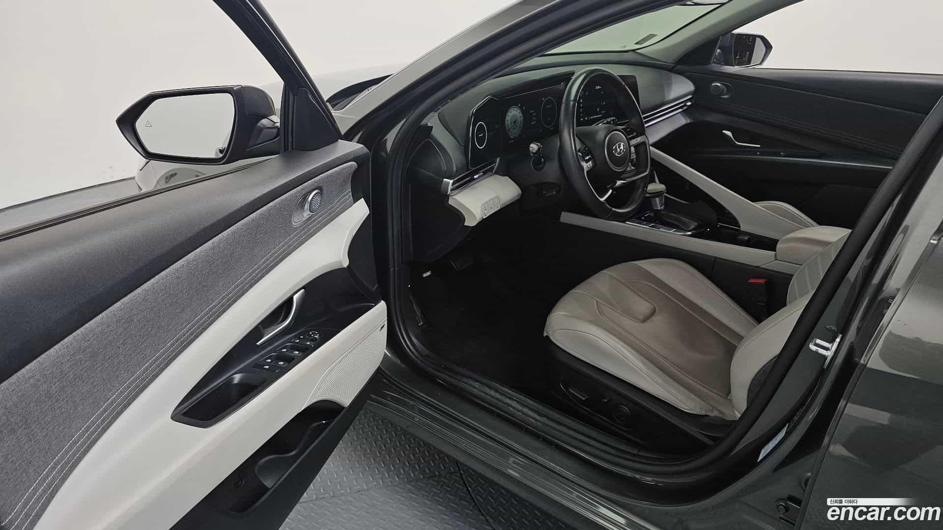 AVANTE Hyundai 2021.4-INNER-010