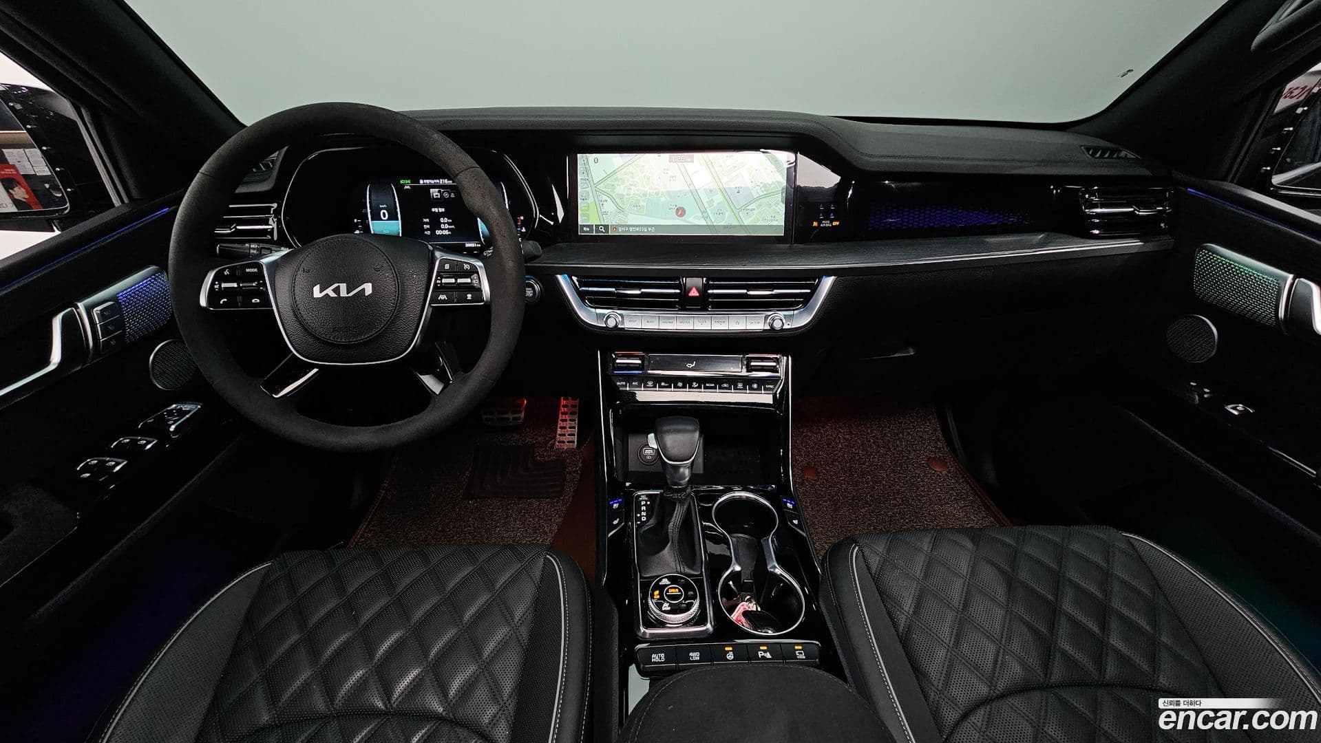 Main__Slider__Photo:Mohave Kia 2023.9-6