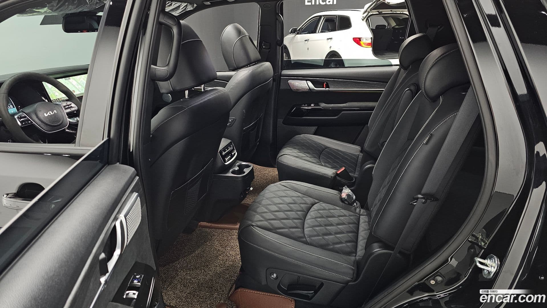 Main__Slider__Photo:Mohave Kia 2023.9-11