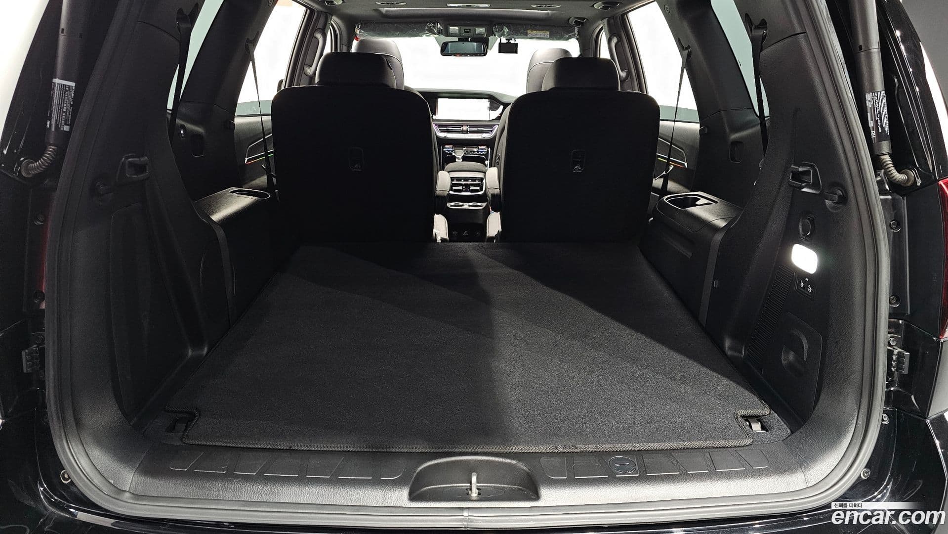 Main__Slider__Photo:Mohave Kia 2023.9-19