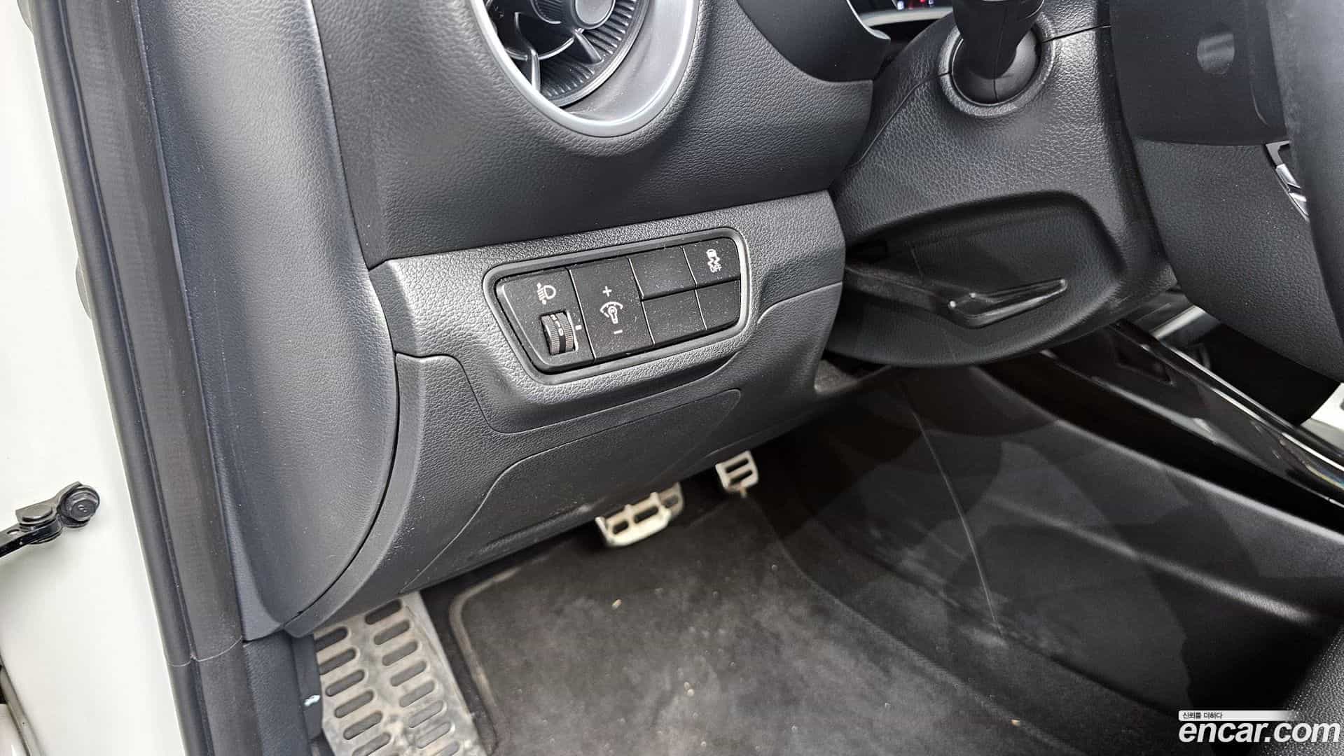 K3 Kia 2023.4-OPTION-018