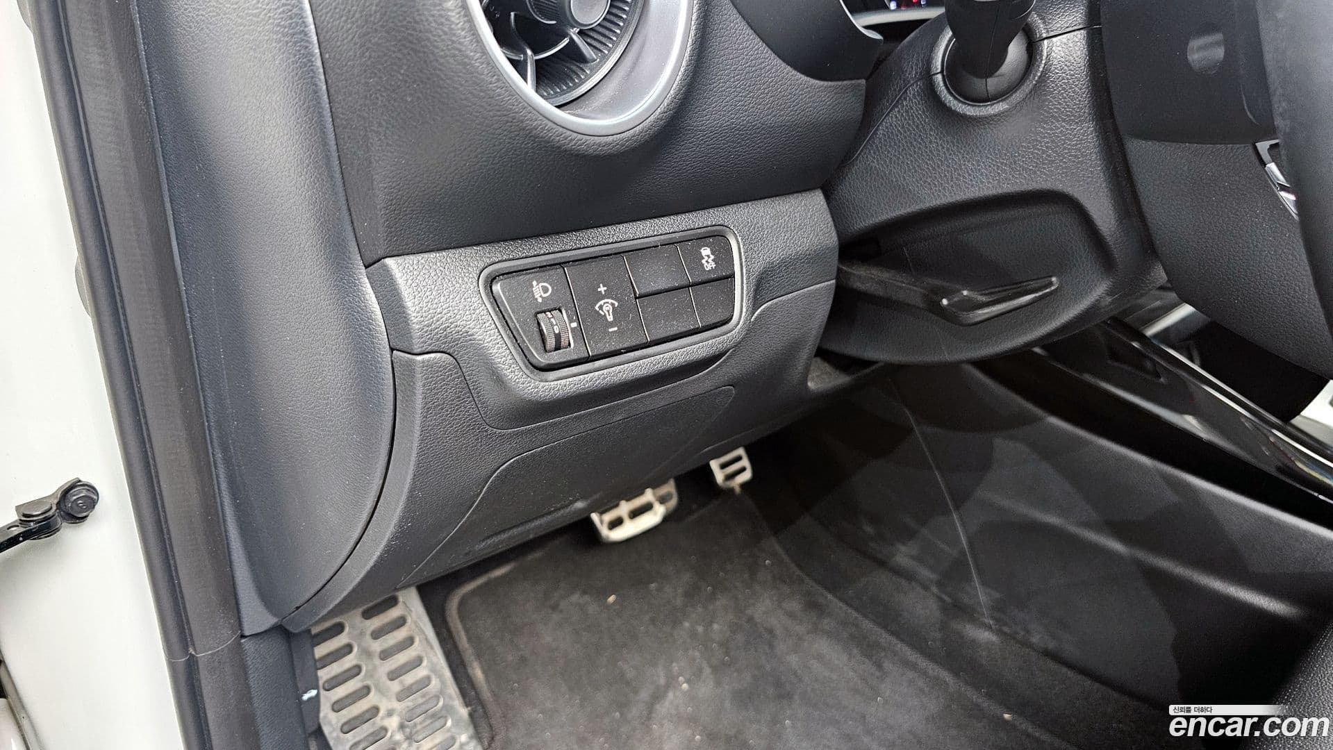 Main__Slider__Photo:K3 Kia 2023.4-13