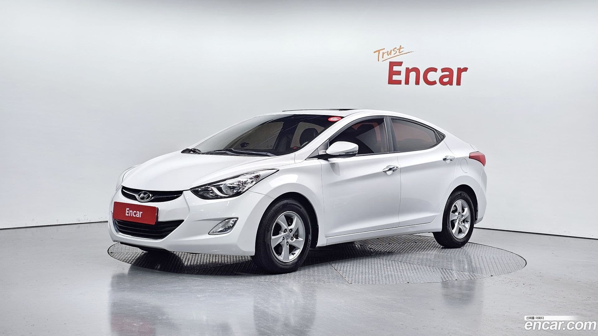 Main__Slider__Photo:AVANTE Hyundai 2011.0-0