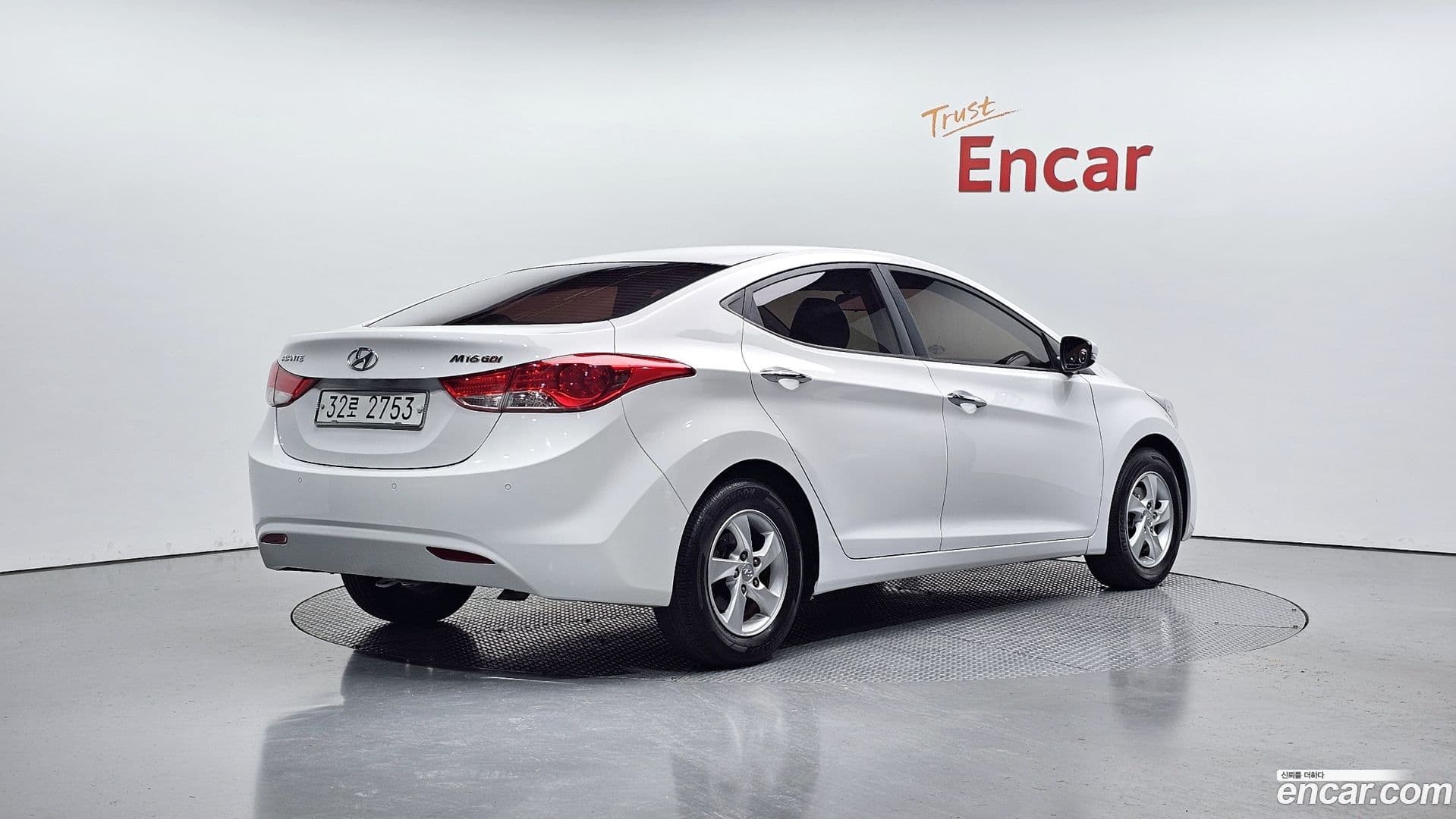 Main__Slider__Photo:AVANTE Hyundai 2011.0-1