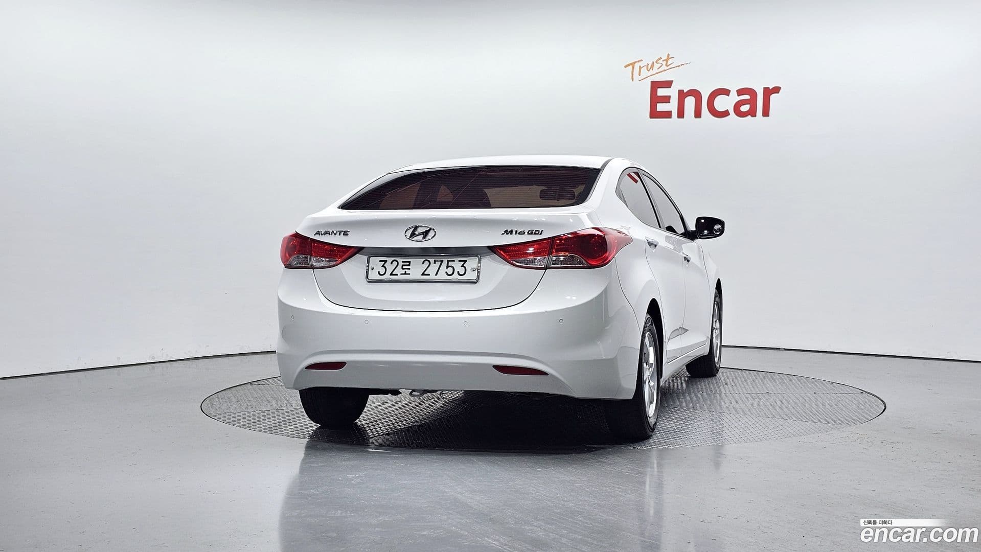 Main__Slider__Photo:AVANTE Hyundai 2011.0-3