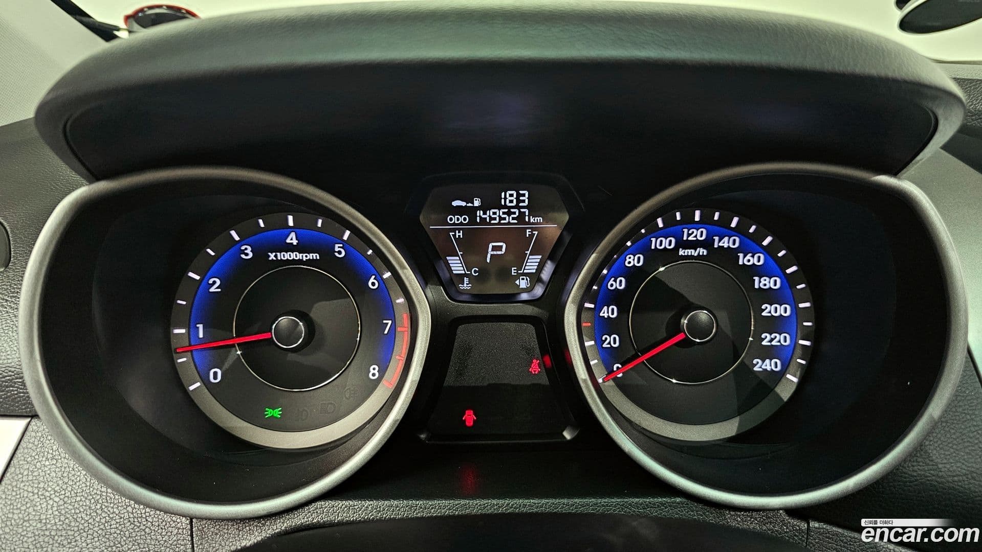 Main__Slider__Photo:AVANTE Hyundai 2011.0-7