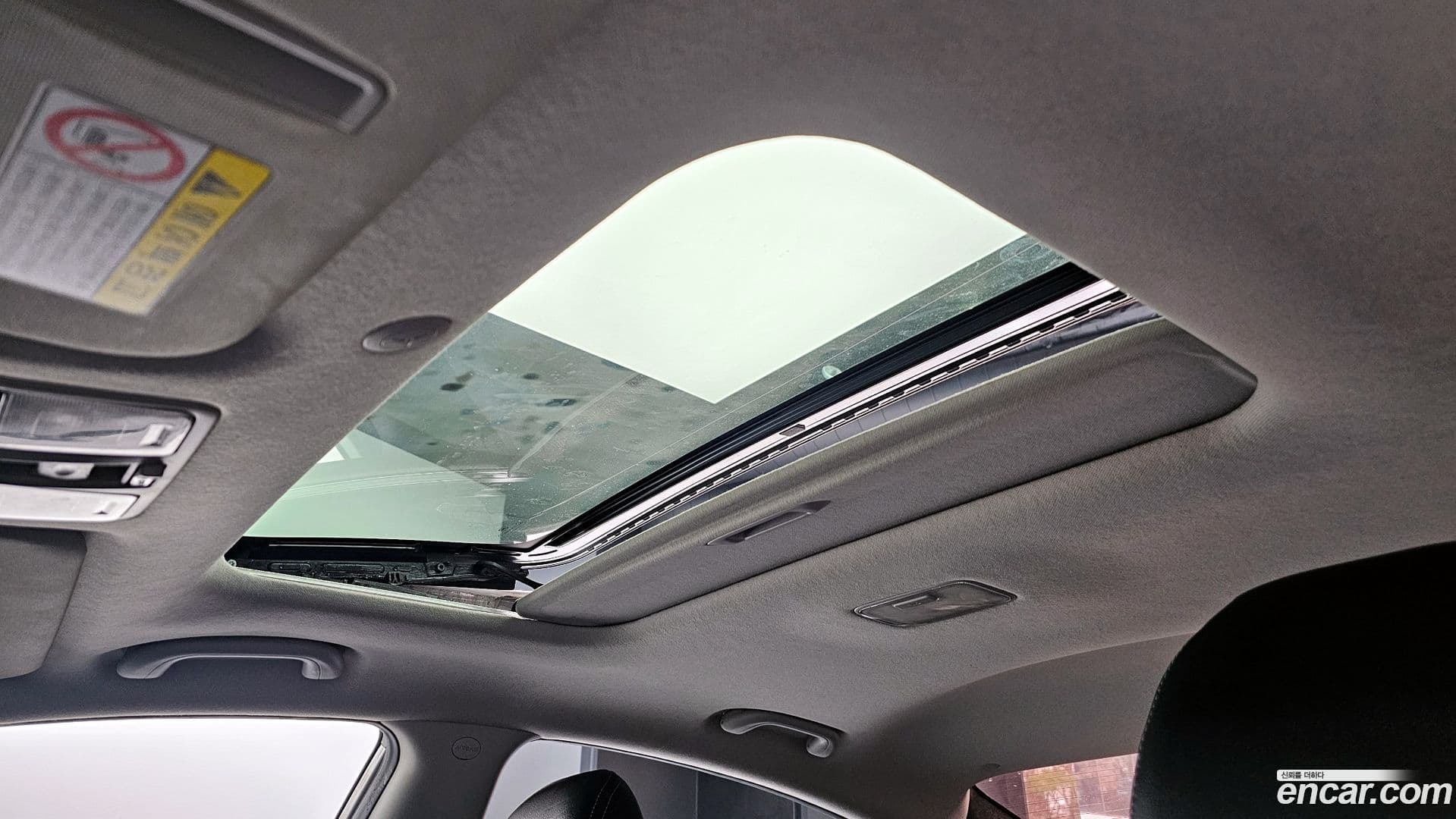 Main__Slider__Photo:AVANTE Hyundai 2011.0-19