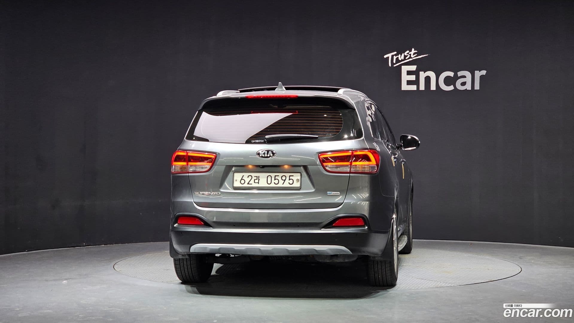 Main__Slider__Photo:Sorento Kia 2015.10-3