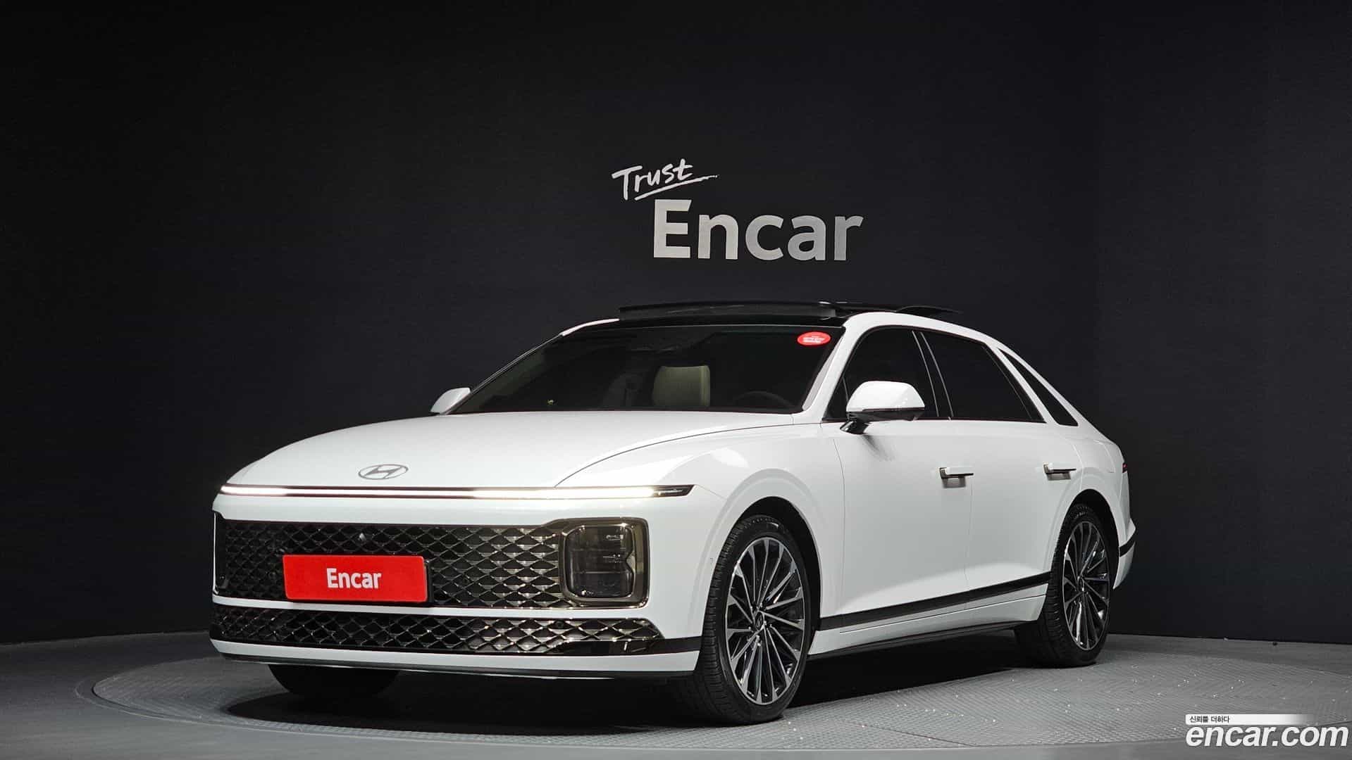 Grandeur Hyundai 2024.9-OUTER-001