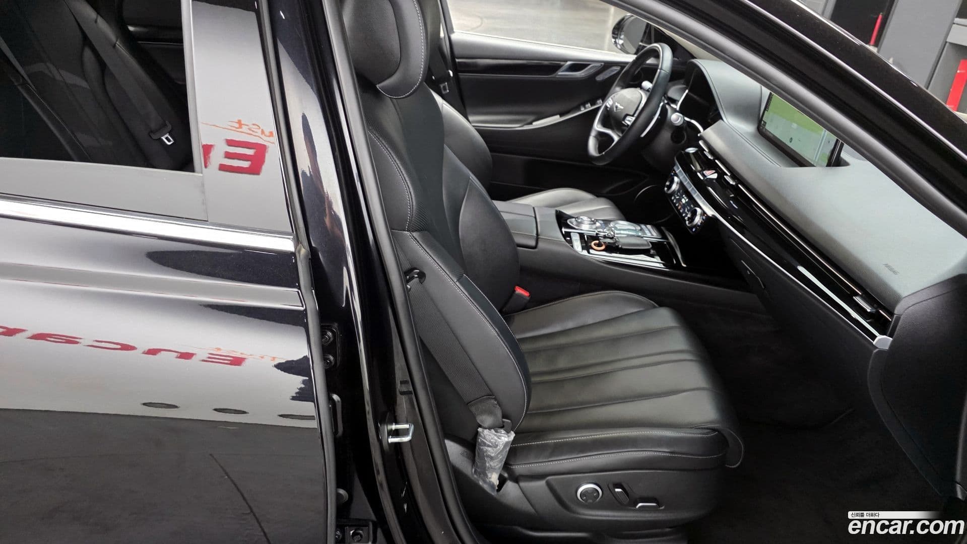 Main__Slider__Photo:G80 Genesis 2021.11-11